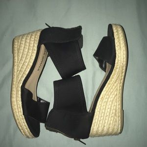 Moda Spana summer wedges